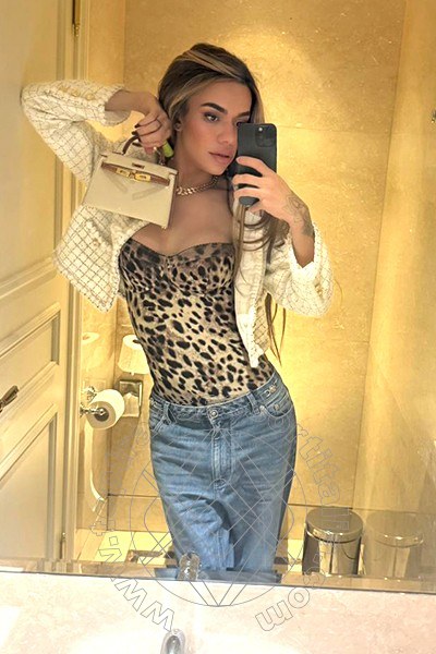 Foto selfie 13 di Rafaella Menicucci Xxl transexescort Napoli