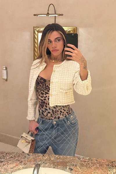 Foto selfie 14 di Rafaella Menicucci Xxl transexescort Napoli