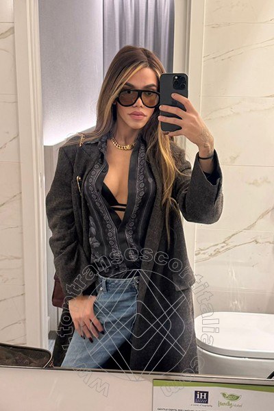 Foto selfie 7 di Rafaella Menicucci Xxl transexescort Napoli