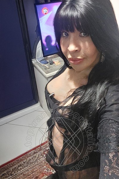 Foto selfie 23 di Tainá Oliveira transexescort Prato