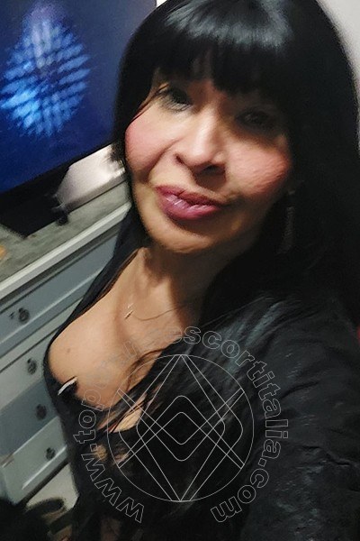 Foto selfie 22 di Tainá Oliveira transexescort Prato