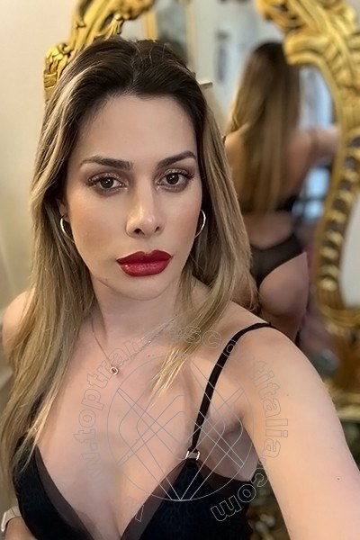 Foto selfie 13 di Gisele Gatti transexescort Firenze