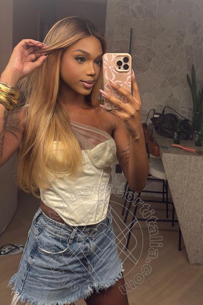 Foto selfie 3 di Antonella Veloso transexescort Varese
