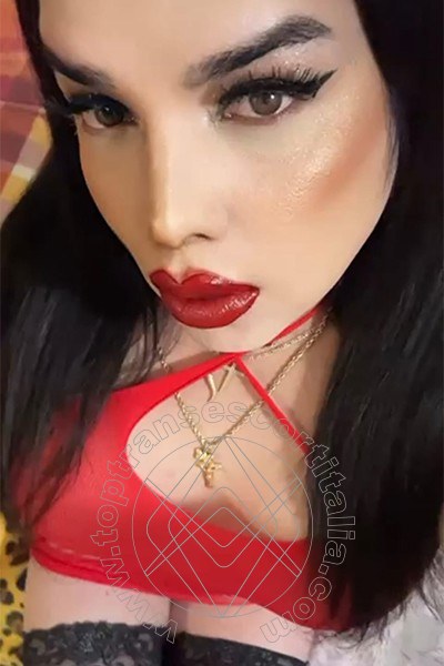 Foto selfie 3 di Cristina transexescort Cuneo
