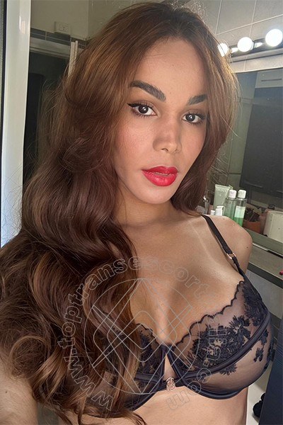 Foto selfie 2 di Yasmin Fonthys transexescort Bologna