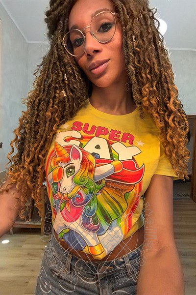 Foto selfie 1 di Kiara Bardo transexescort Firenze