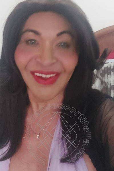 Foto selfie 6 di Tainá Oliveira transexescort Prato