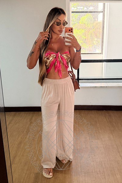 Foto selfie 21 di Raphaela Martins Pornostar transexescort Savona