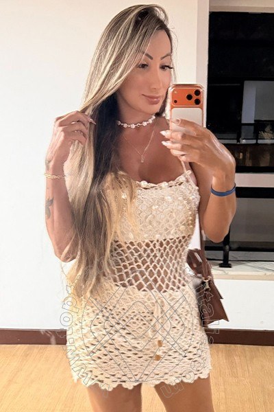 Foto selfie 3 di Raphaela Martins Pornostar transexescort Savona