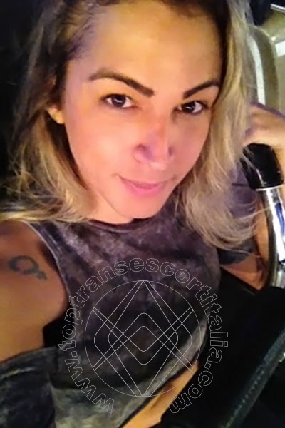 Foto selfie 17 di Dany de Castro Pornostar transexescort Treviso