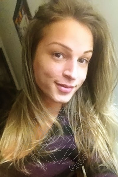 Foto selfie 29 di Dany de Castro Pornostar transexescort Treviso