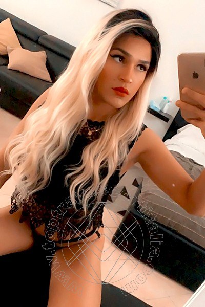 Foto selfie 43 di Giulia Araujo transexescort Bologna