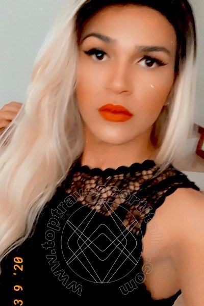 Foto selfie 41 di Giulia Araujo transexescort Bologna