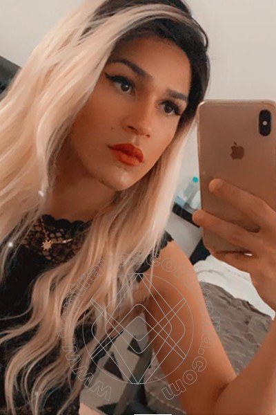 Foto selfie 60 di Giulia Araujo transexescort Bologna