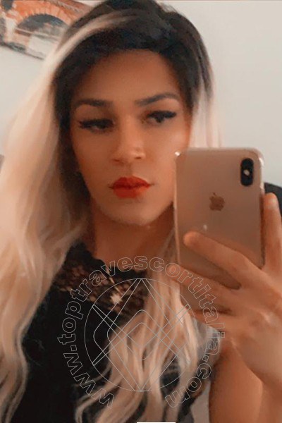 Foto selfie 58 di Giulia Araujo transexescort Bologna