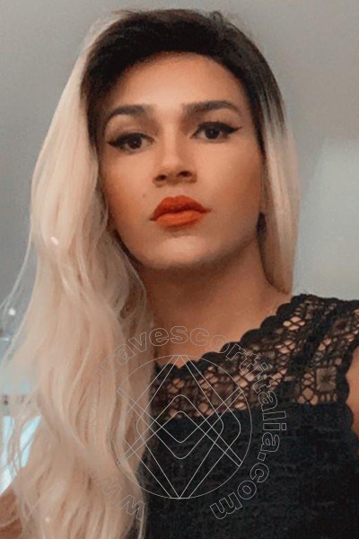 Foto selfie 56 di Giulia Araujo transexescort Bologna