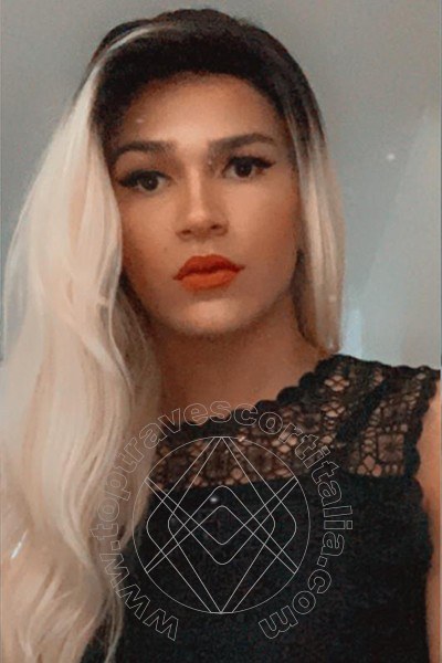 Foto selfie 55 di Giulia Araujo transexescort Bologna