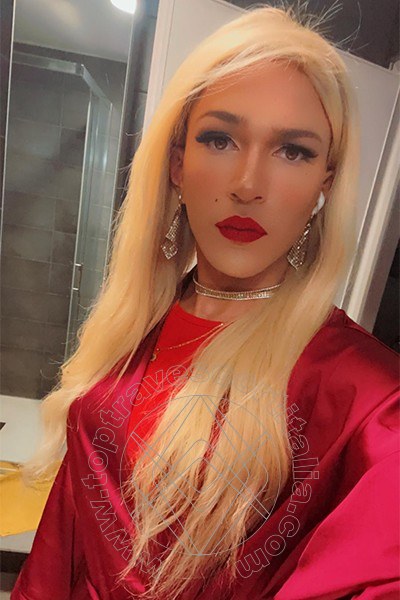Foto selfie 35 di Giulia Araujo transexescort Bologna