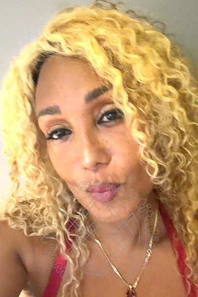 Foto selfie 2 di Amber transexescort Milano