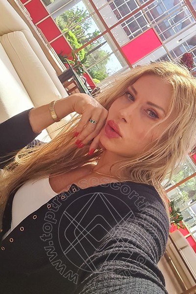 Foto selfie 1 di Pamela L' Italiana Piu' Calda transexescort Firenze