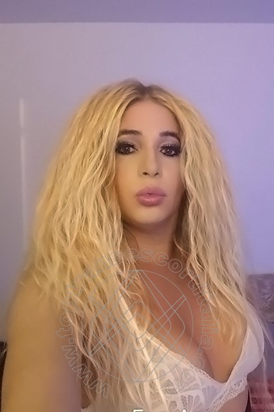 Foto selfie 3 di Sophie Massaggiatrice transexescort Piacenza