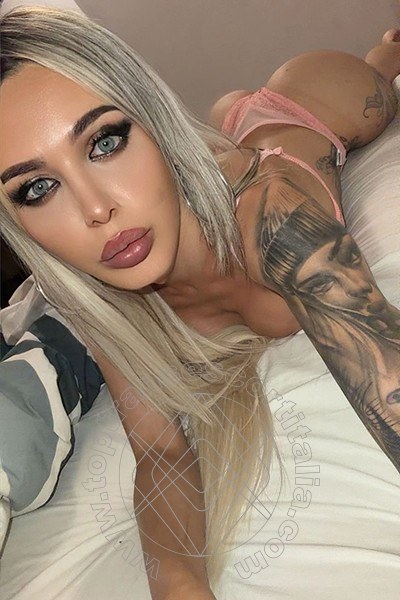 Foto selfie 2 di Rossana Bulgari Italiana transexescort Roma