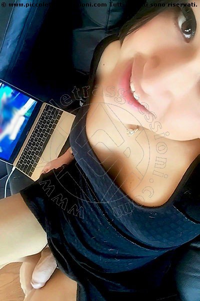 Foto selfie hot 4 di Yelitza Ledesma transexescort Helsinki
